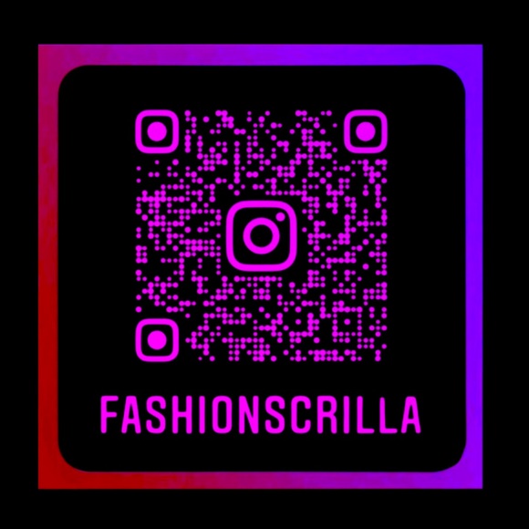 Givenchy Gold Vintage Round Logo Earrings - Picture 4 of 5